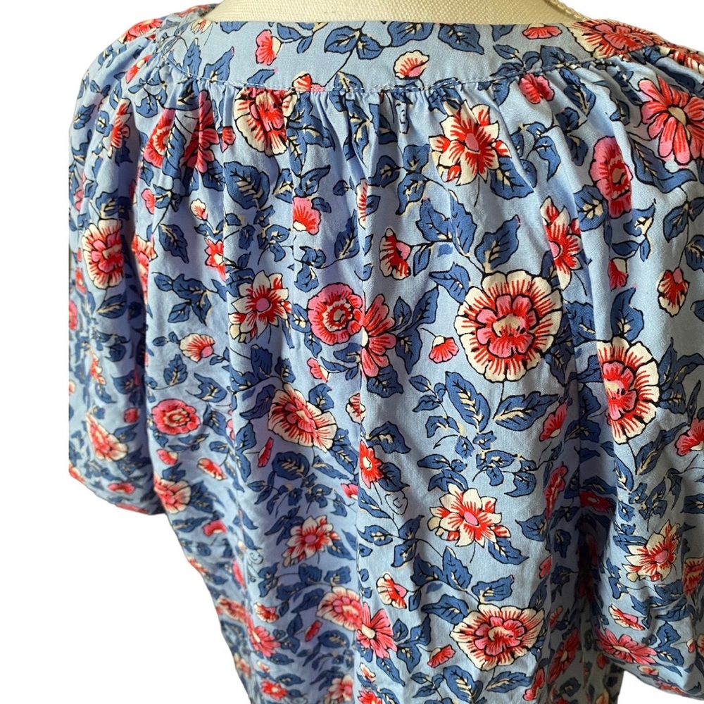 LOFT Blue Floral Blouse - Picture 5 of 7